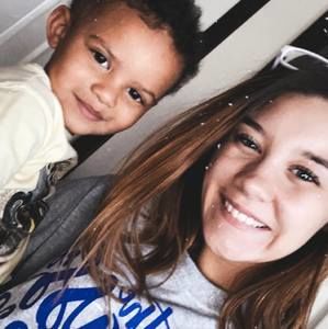 Meet your Posher, Kendra